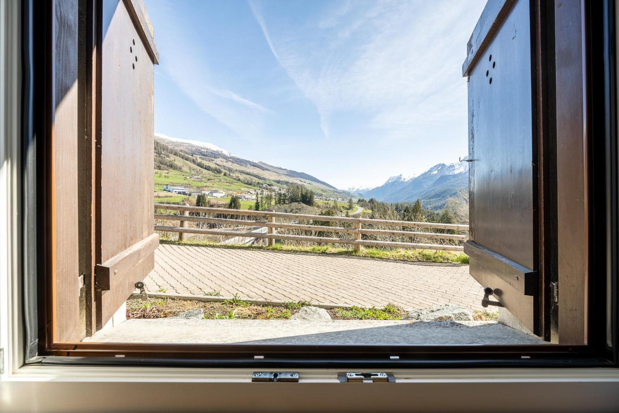 8001 Gemuetliche 2,5-Zimmer-Wohnung Mit Wunderschoenem Ausblick Richtung Scuol Vulpera Exteriér fotografie